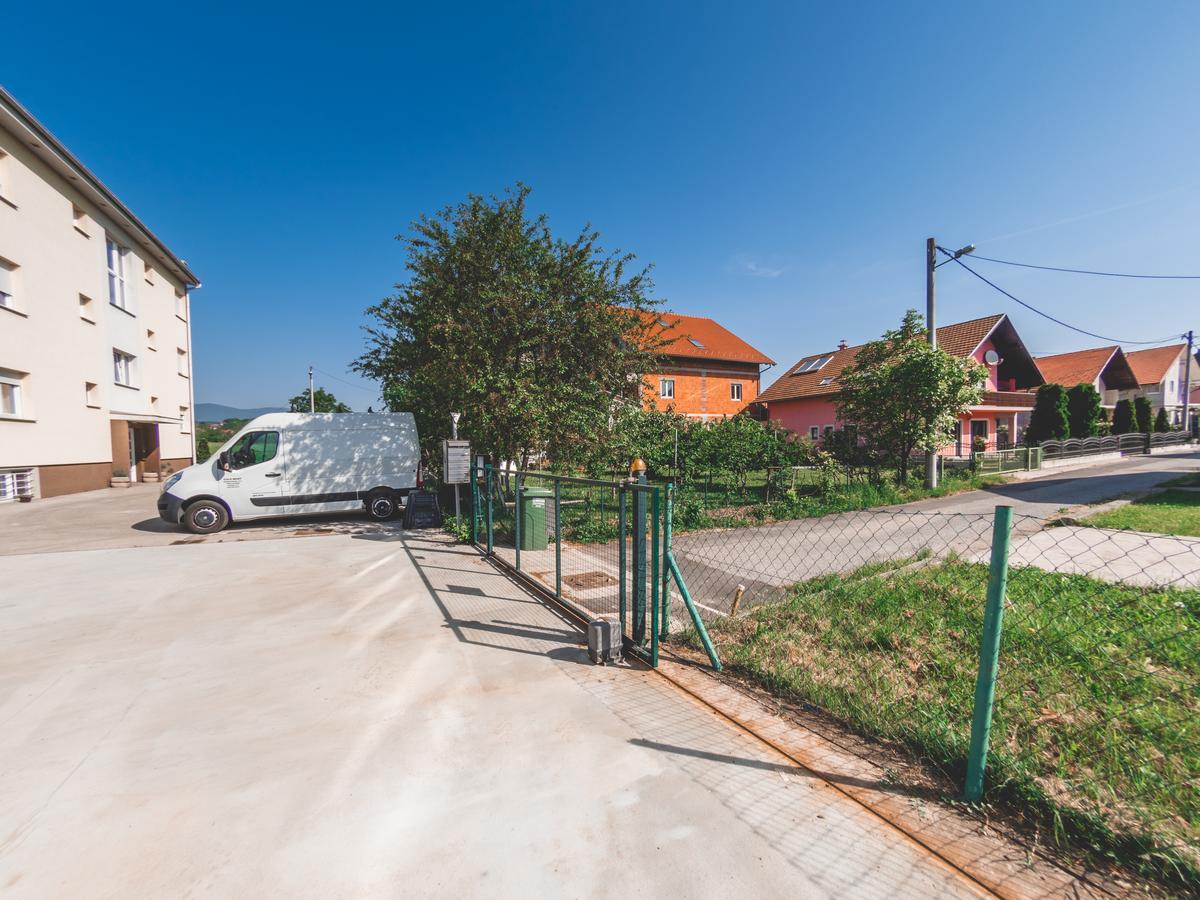 Apartment Daphnia Zagreb Bagian luar foto