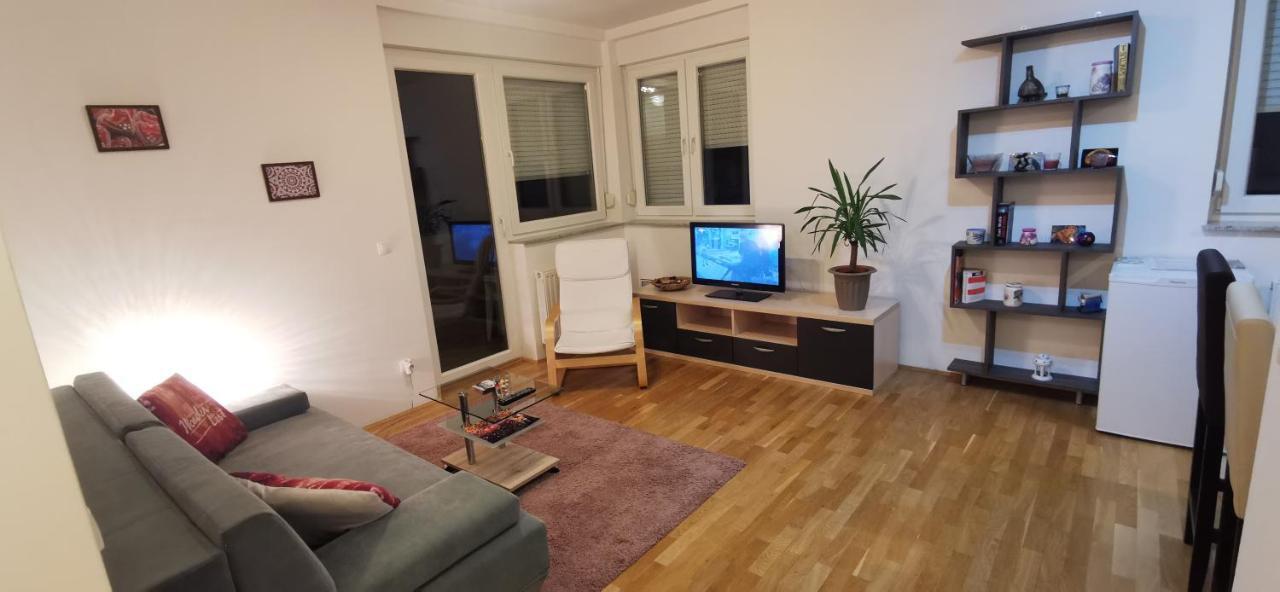 Apartment Daphnia Zagreb Bagian luar foto